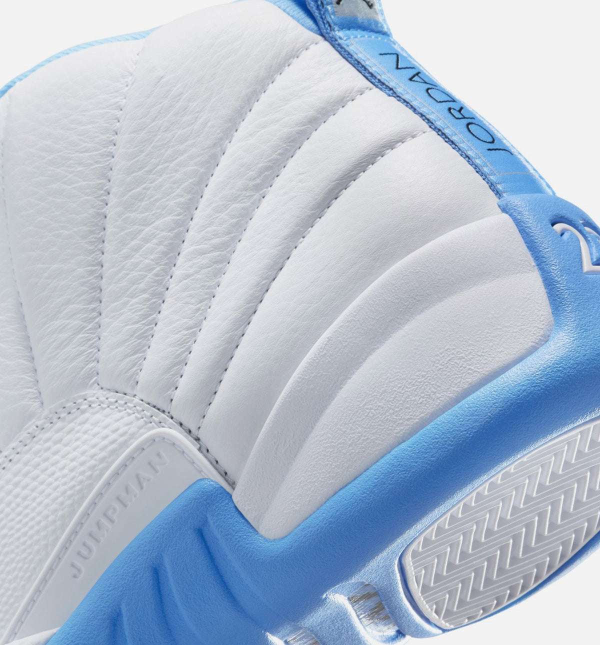 Air Jordan 12 Retro Men's Lifestyle Shoe - White/University Blue/Metallic Silver