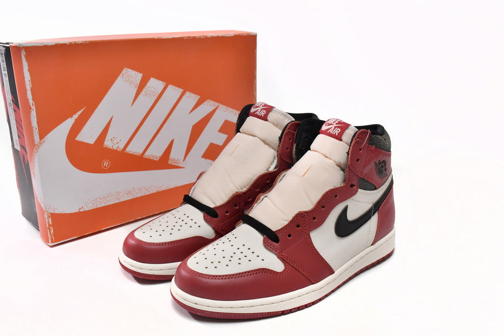 Jordan 1 Retro High OG Chicago Reps Sneaker DZ5485-612