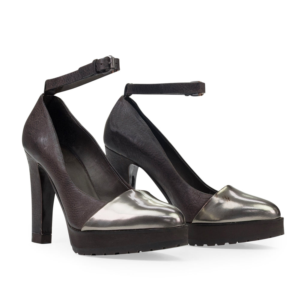 BROWN ANKLE STRAP HEELS