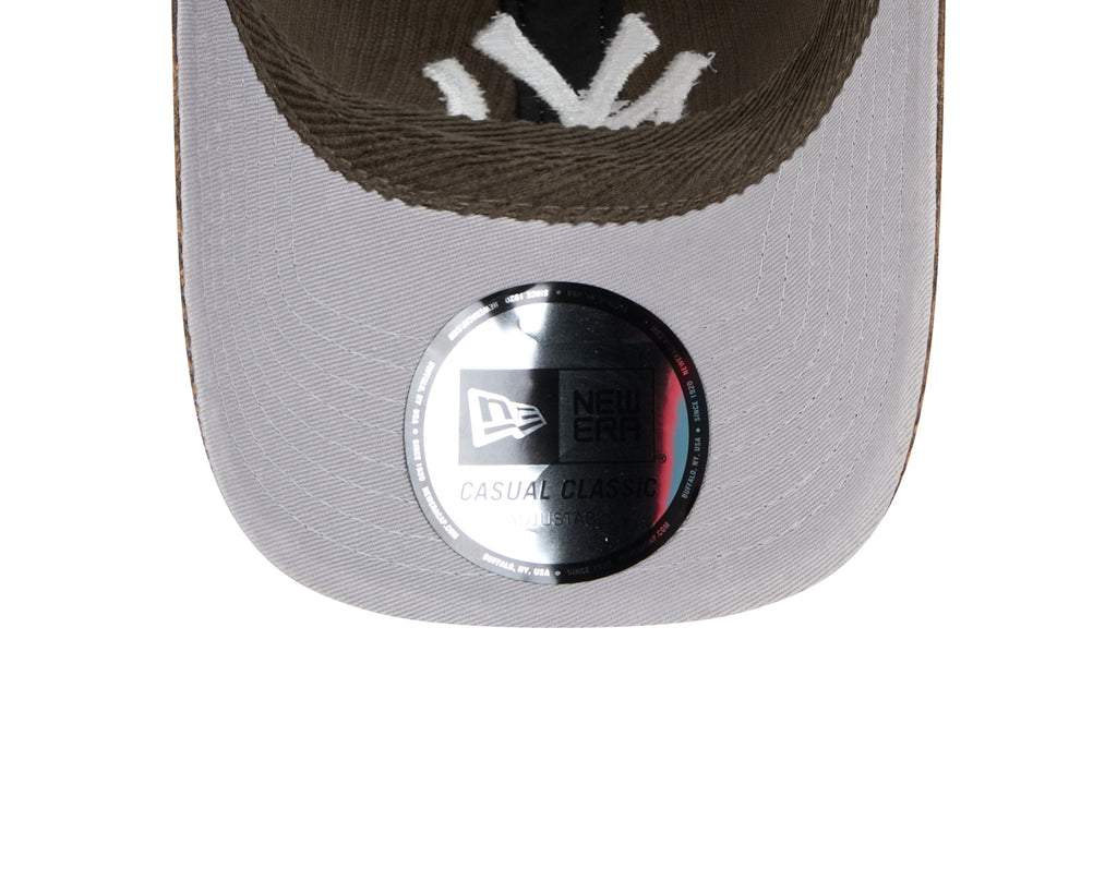 New Era New York Yankees CC Corduroy Strapback Hat