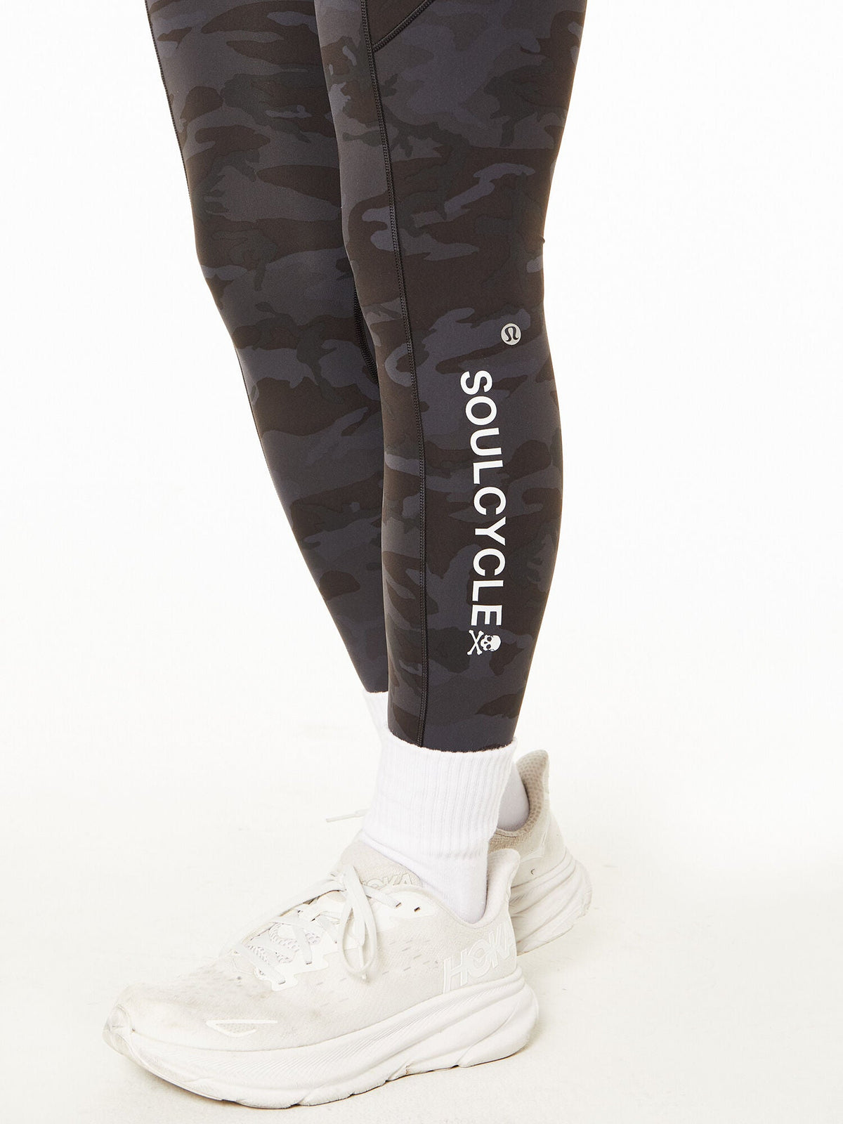 Fast and Free 25" Tight Camo