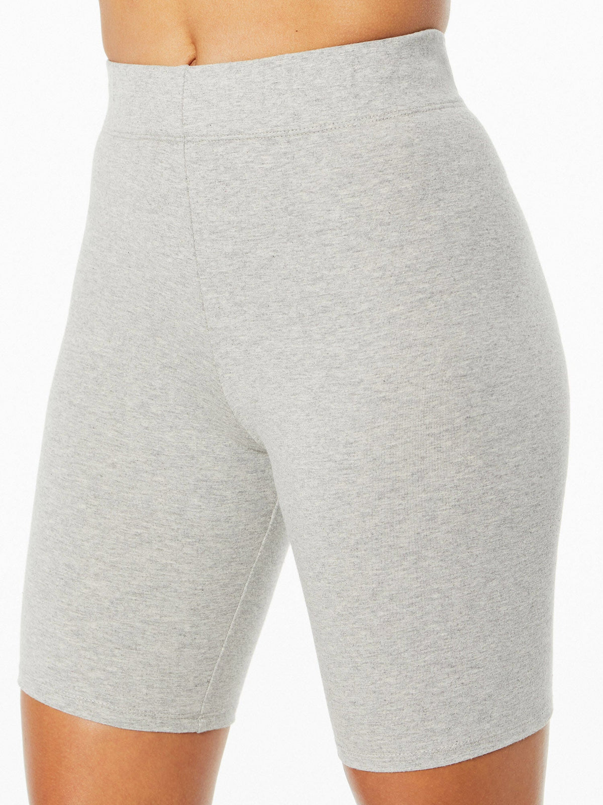 ESSENTIAL BIKE SHORT