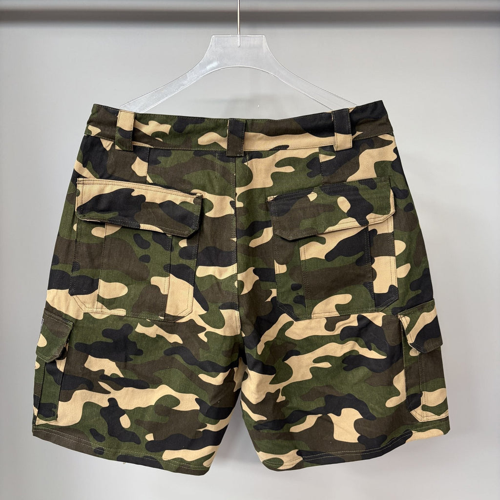 MIXED EMOTION Green Camouflage Embroidered Cargo Shorts