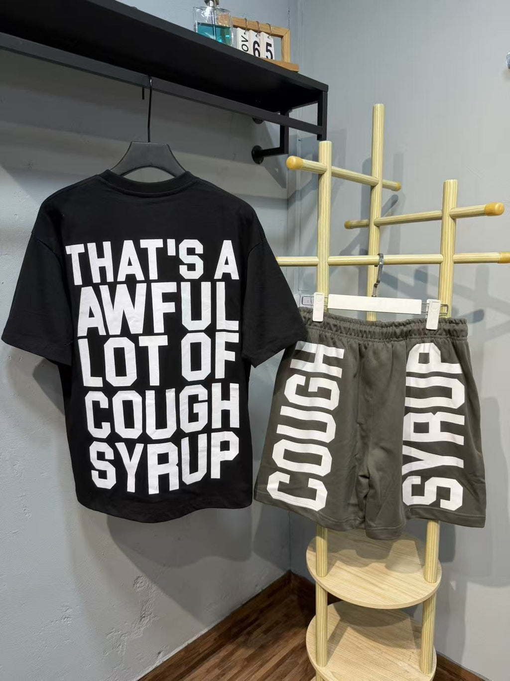 THAT'S A AWFUL LOT OF COUGH SYRUP Joker Face Graphic Short-Sleeve Set