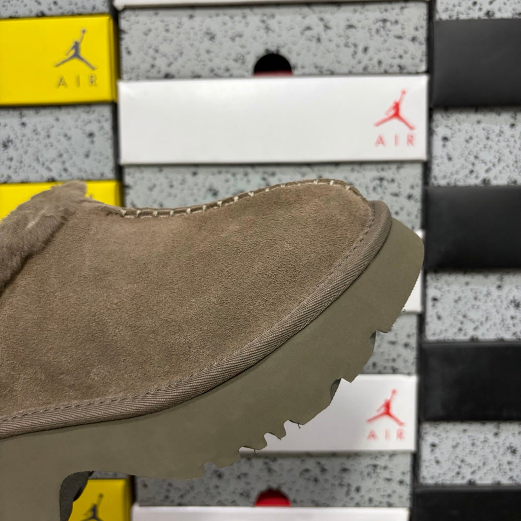 UGG Funkette Platform Clog – Women's Sherpa-Collar Suede Mule in Taupe