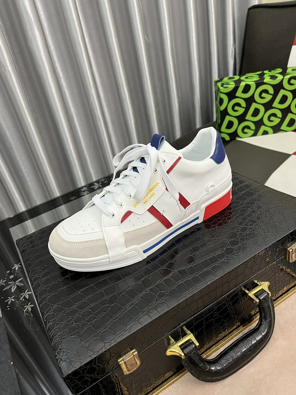 Men's White Low-Top Sneakers with Red and Navy Accents