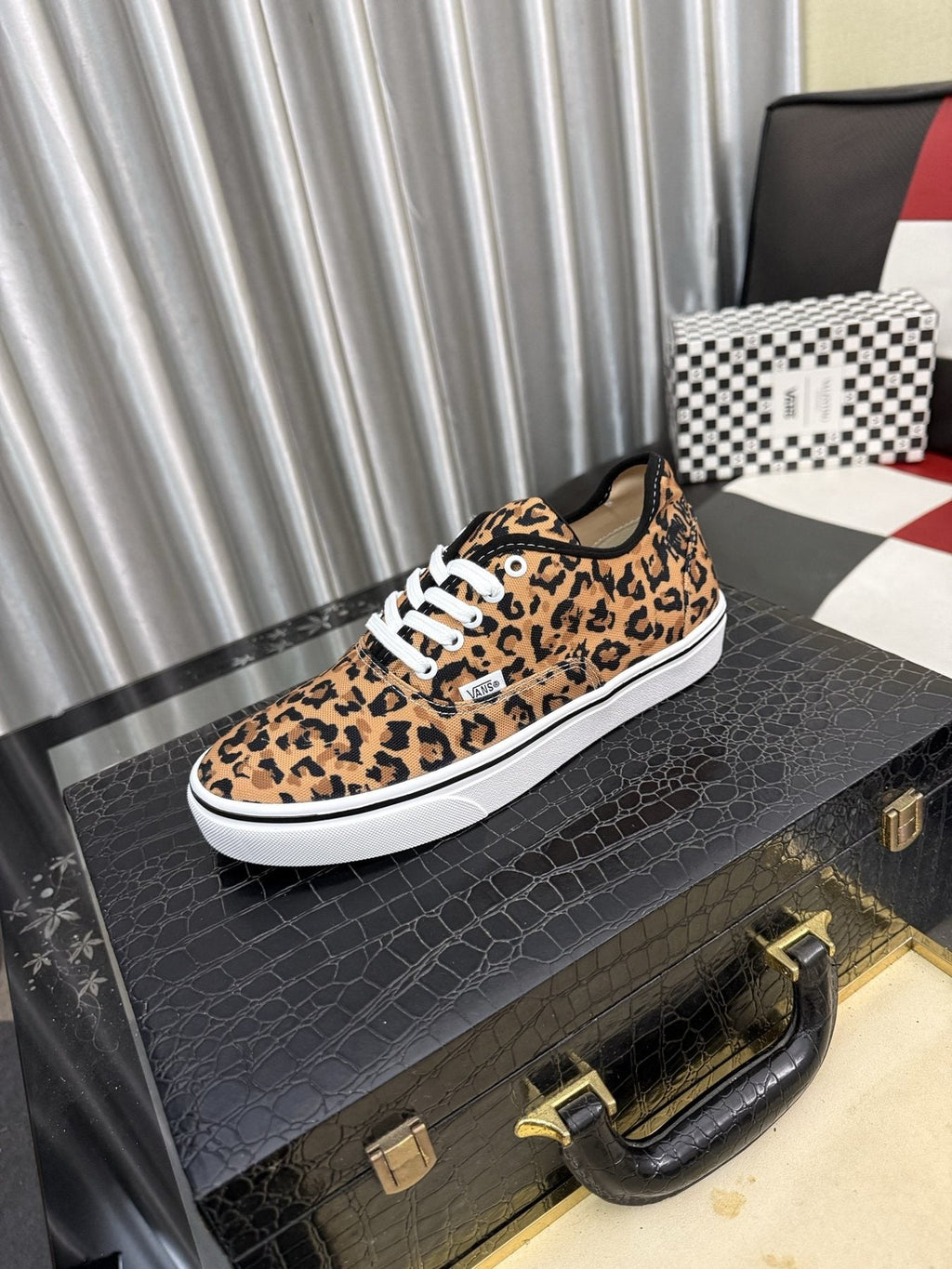 Vans Leopard Print Low-Top Sneakers