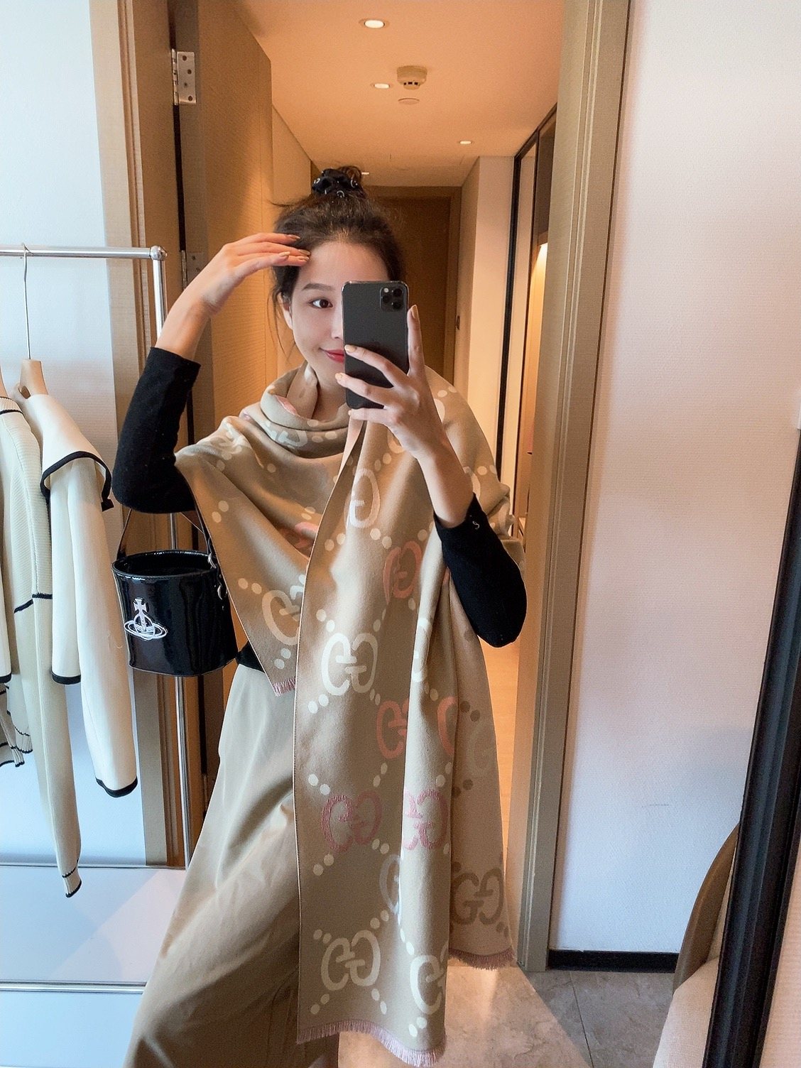 Gucci Beige Brown Ivory Monogram Fringed Scarf