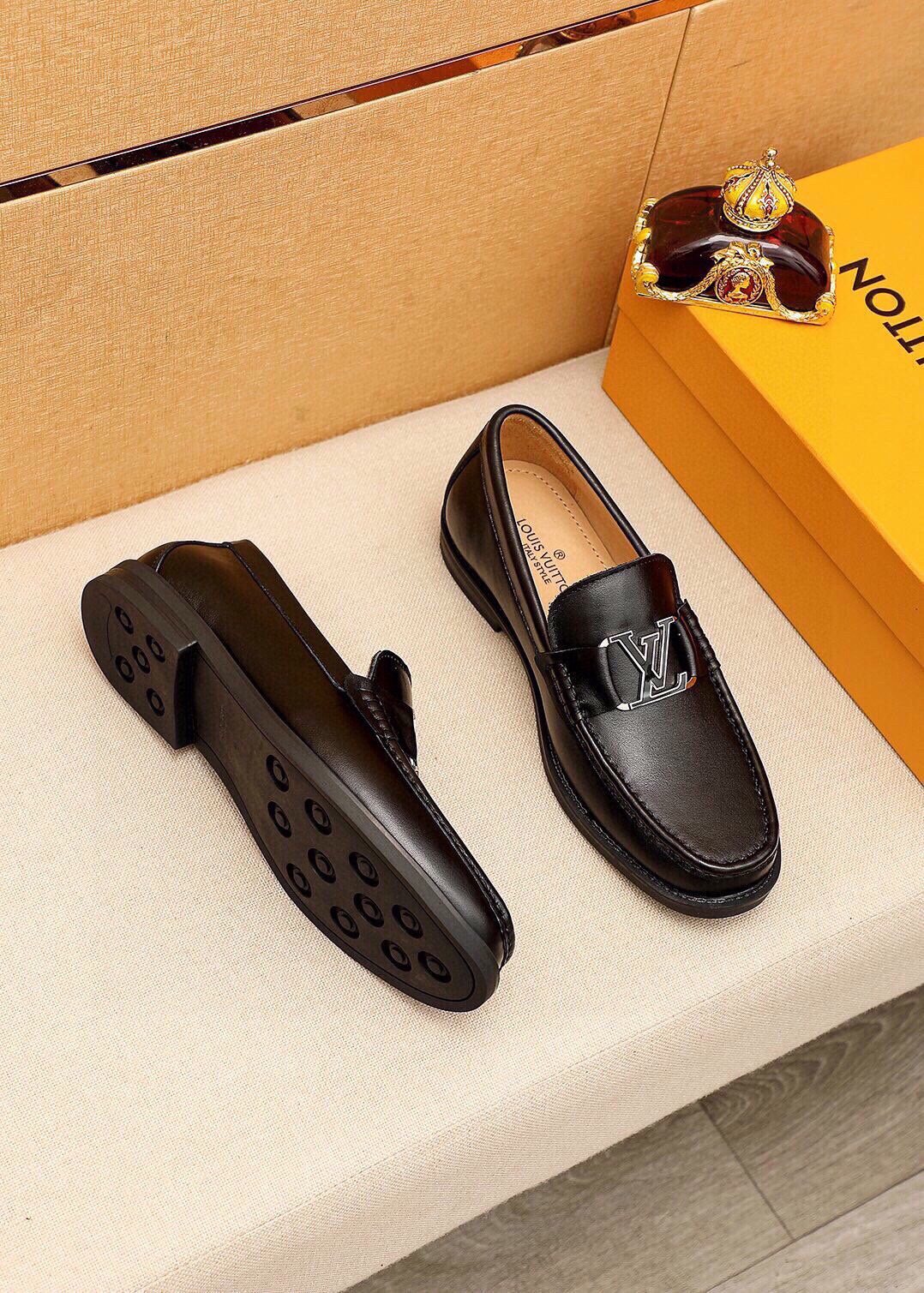 Louis Vuitton Black Metal-Detail Loafers
