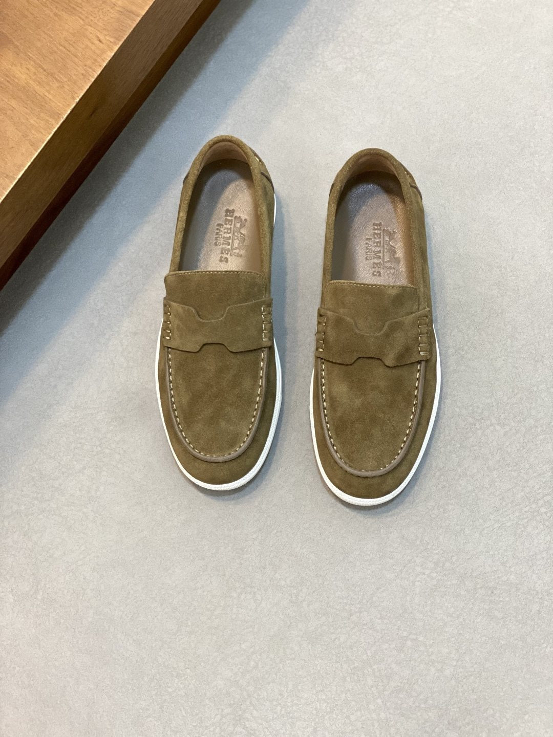 Hermès Men's Contrast Sole Loafers