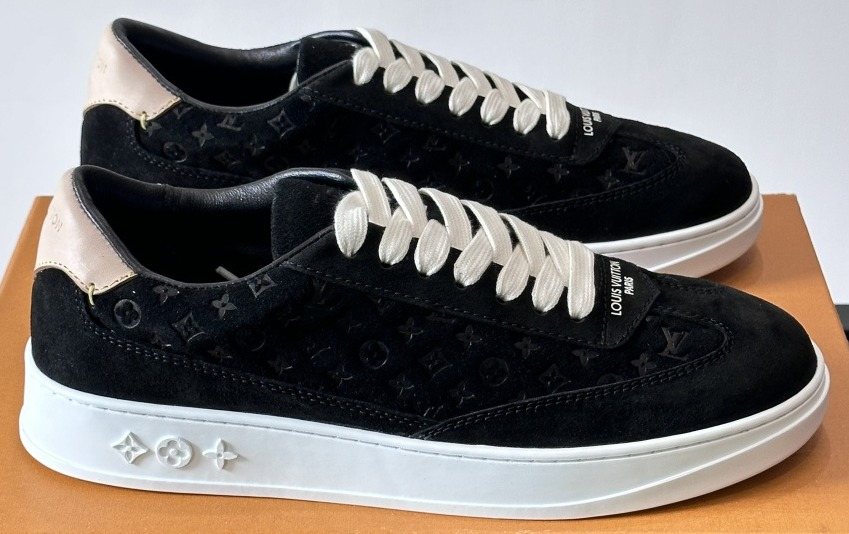 Louis Vuitton Flash Low-Top Sneakers